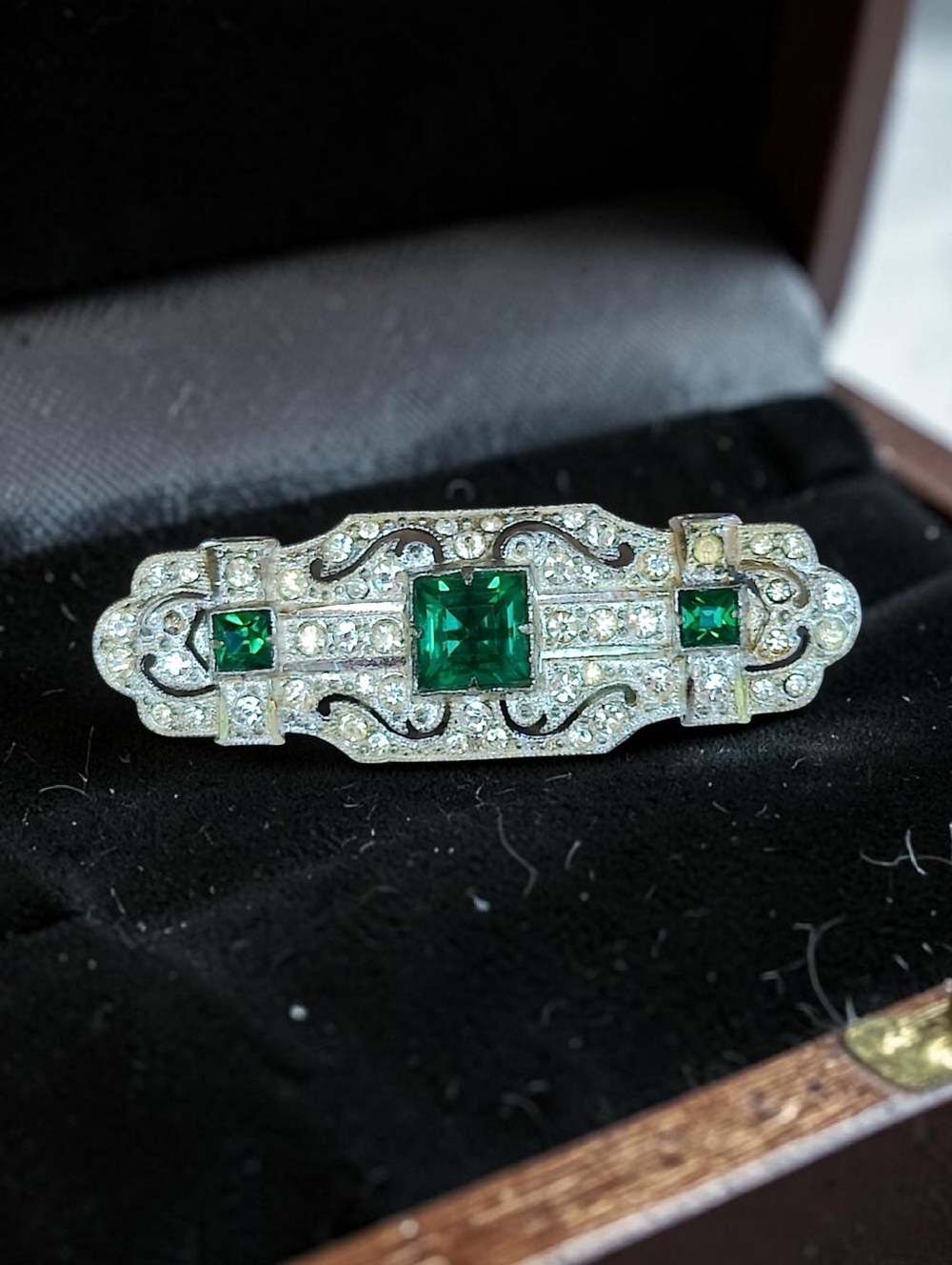 Vintage Art Deco Pot Metal Green Emerald Brooch